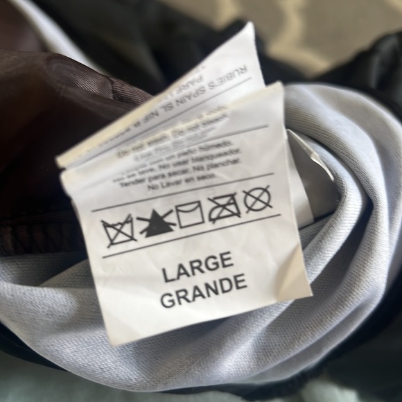 Batman costume - Picture 6 of 6